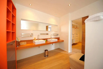guest_rooms