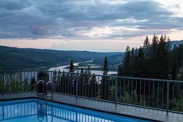 Rooftop pool