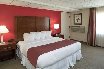 Room 18 of 32