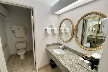 Room 18 of 72