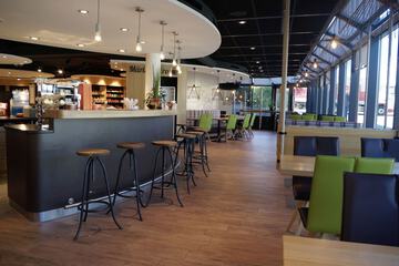 Snack bar