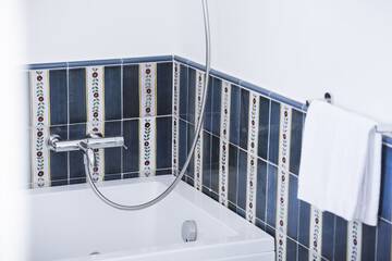 Jetted tub