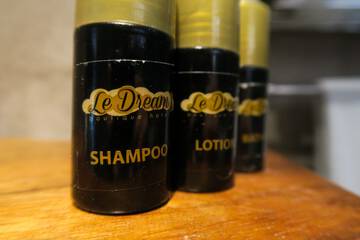 Bathroom amenities