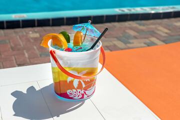 Breakfast/Coffee Service 52 of 60