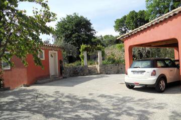 Photo 30