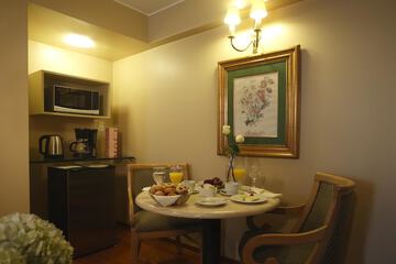 In-room dining