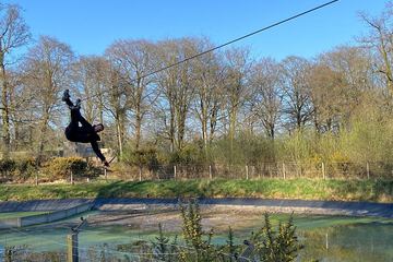 Ropes course (team building)