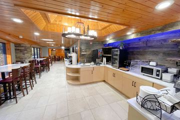 Breakfast/Coffee Service 41 of 50