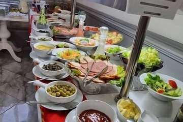 Breakfast buffet