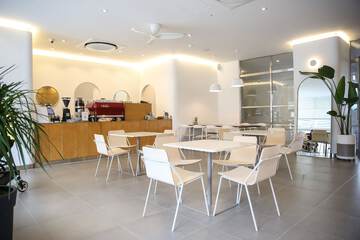 Cafe