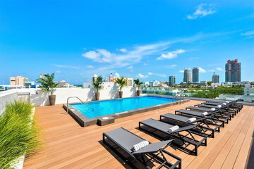 Rooftop pool
