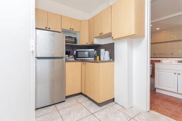 Private kitchenette