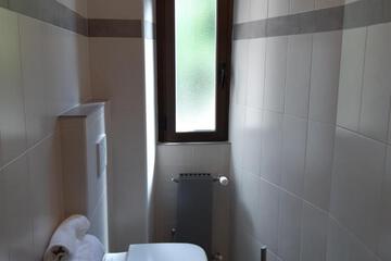 Photo 57