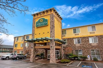 Hotel 6 of 42