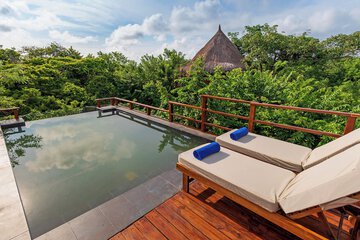 Private pool