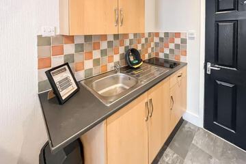 Private kitchenette