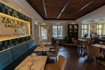 Coffee shop