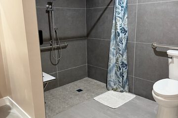Bathroom shower
