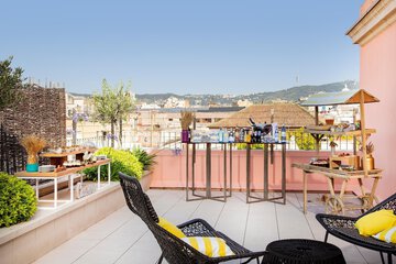 Rooftop terrace