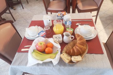Breakfast meal