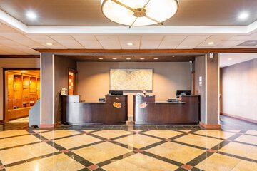 Wyndham Omaha / West Dodge