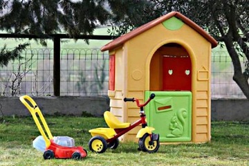 Children's play area - outdoor