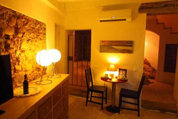 Photo 48