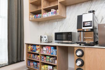 Snack bar