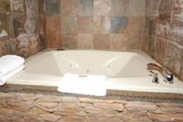 Jetted tub