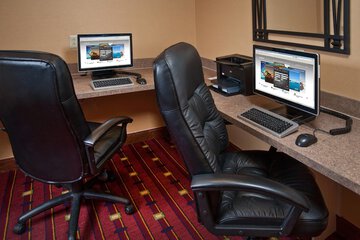 Business Center 46 of 46