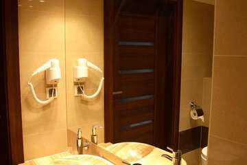 Bathroom sink