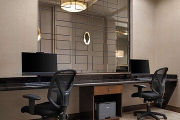 Business Center 48 of 49