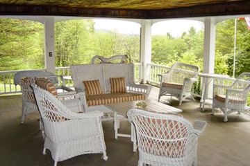 THE INN AT WOODCHUCK HILL FARM 8