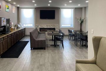 Quality Inn & Suites Kansas City Downtown