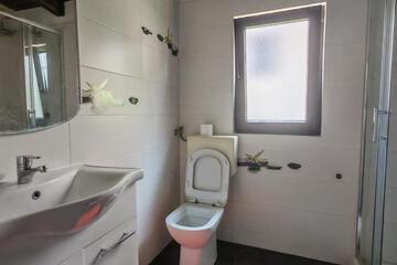 Photo 53