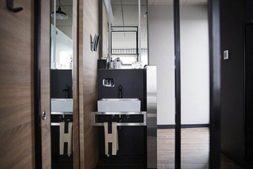 Bathroom sink