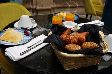 Breakfast meal