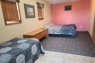 Room 15 of 53