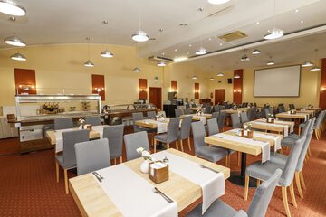 Food court