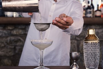 Poolside bar