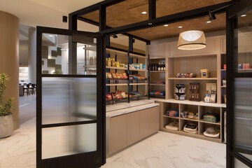 Snack bar