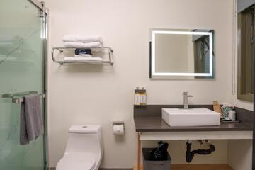 Photo 18