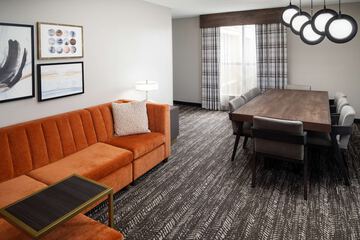 Room 36 of 76