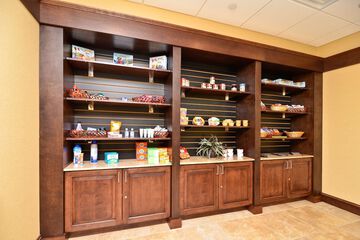Snack bar