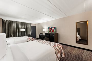 Room 25 of 36