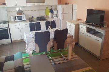 Photo 34
