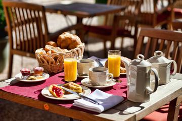 Breakfast area