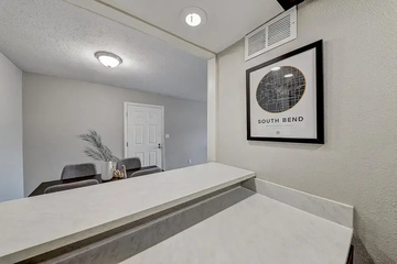 hotel_rooms