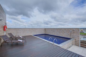 Rooftop pool