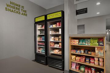 Snack bar